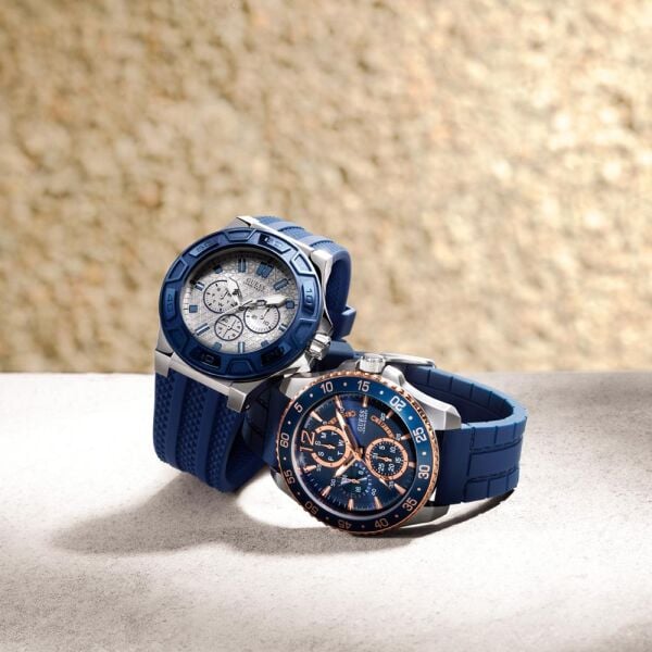 GUESS GUW0674G4