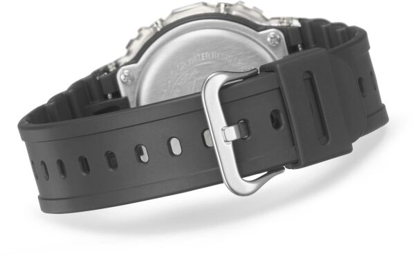 CASIO DW-5600SKC-1DR