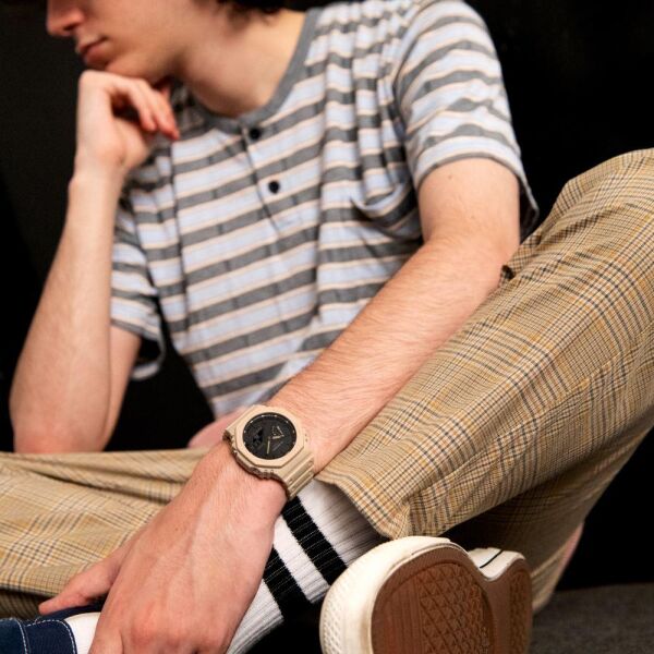 CASIO GA-2100-5ADR