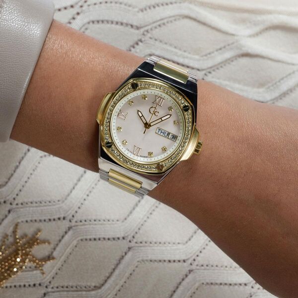 GUESS COLLECTION GCY98008L1MF