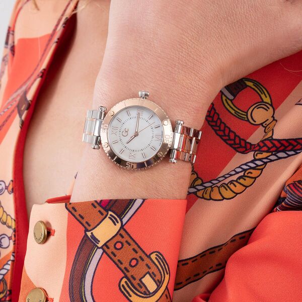 GUESS COLLECTION GCZ05002L1MF